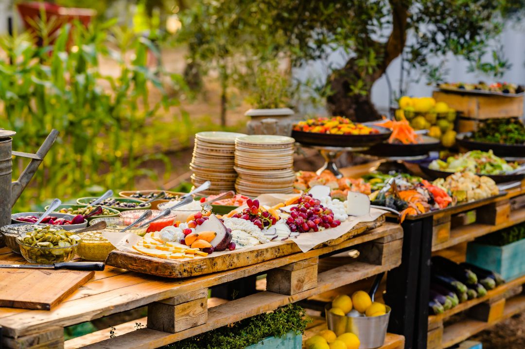 קייטרינג אחר אוכל טוב לאירועים חתונות שטח