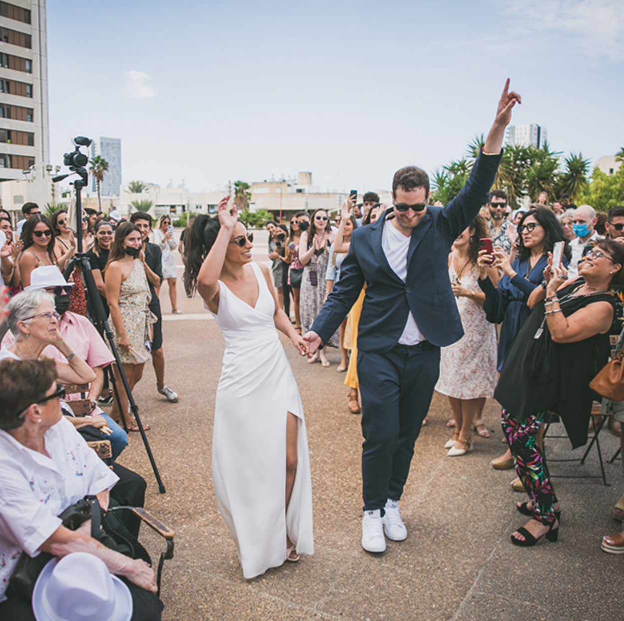 חתונה בשבת חתונה חילונית חתונה אחרת חתונה לא כשרה חתונה בתל אביב מסיבת חברים